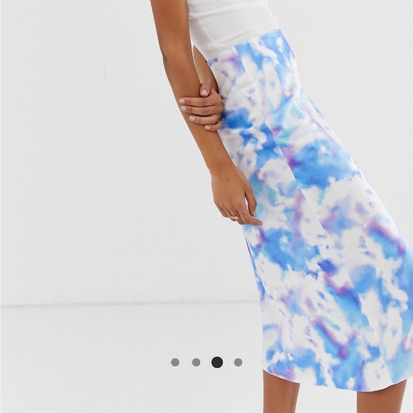 Tie Dye Print Skirt ♻️ Materials - Picture 3 of 6